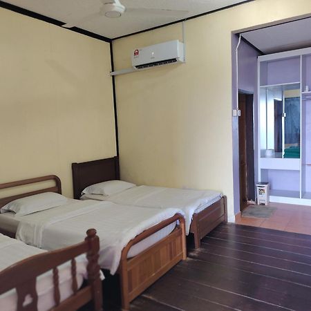 Restu Chalet Tioman Kampong Ayer Batang Ngoại thất bức ảnh