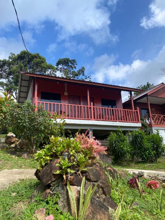 Restu Chalet Tioman Kampong Ayer Batang Ngoại thất bức ảnh