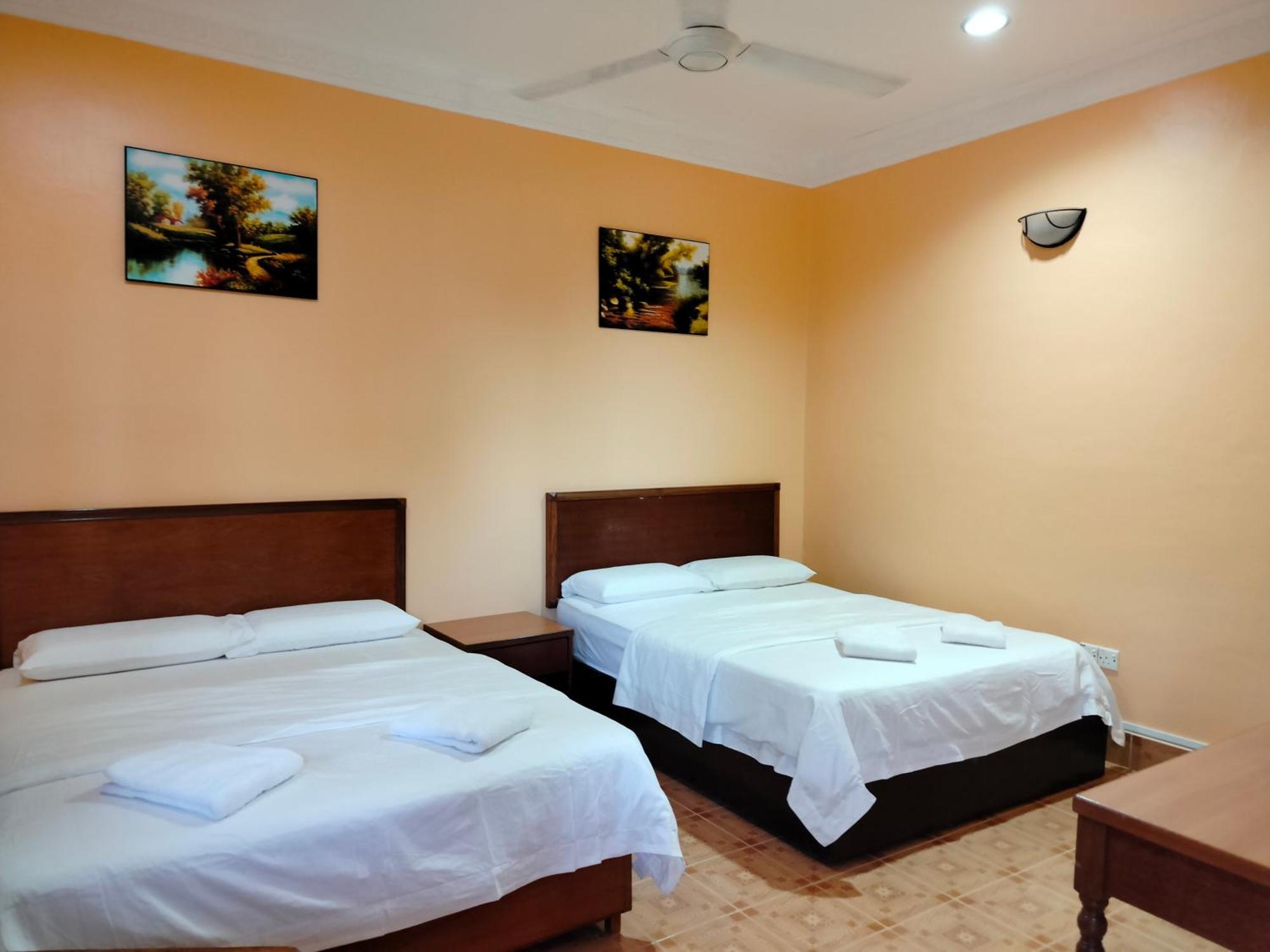 Restu Chalet Tioman Kampong Ayer Batang Ngoại thất bức ảnh