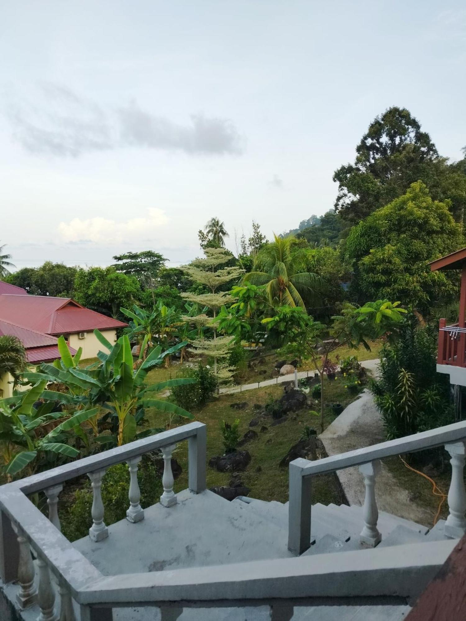 Restu Chalet Tioman Villa Kampong Ayer Batang Ngoại thất bức ảnh