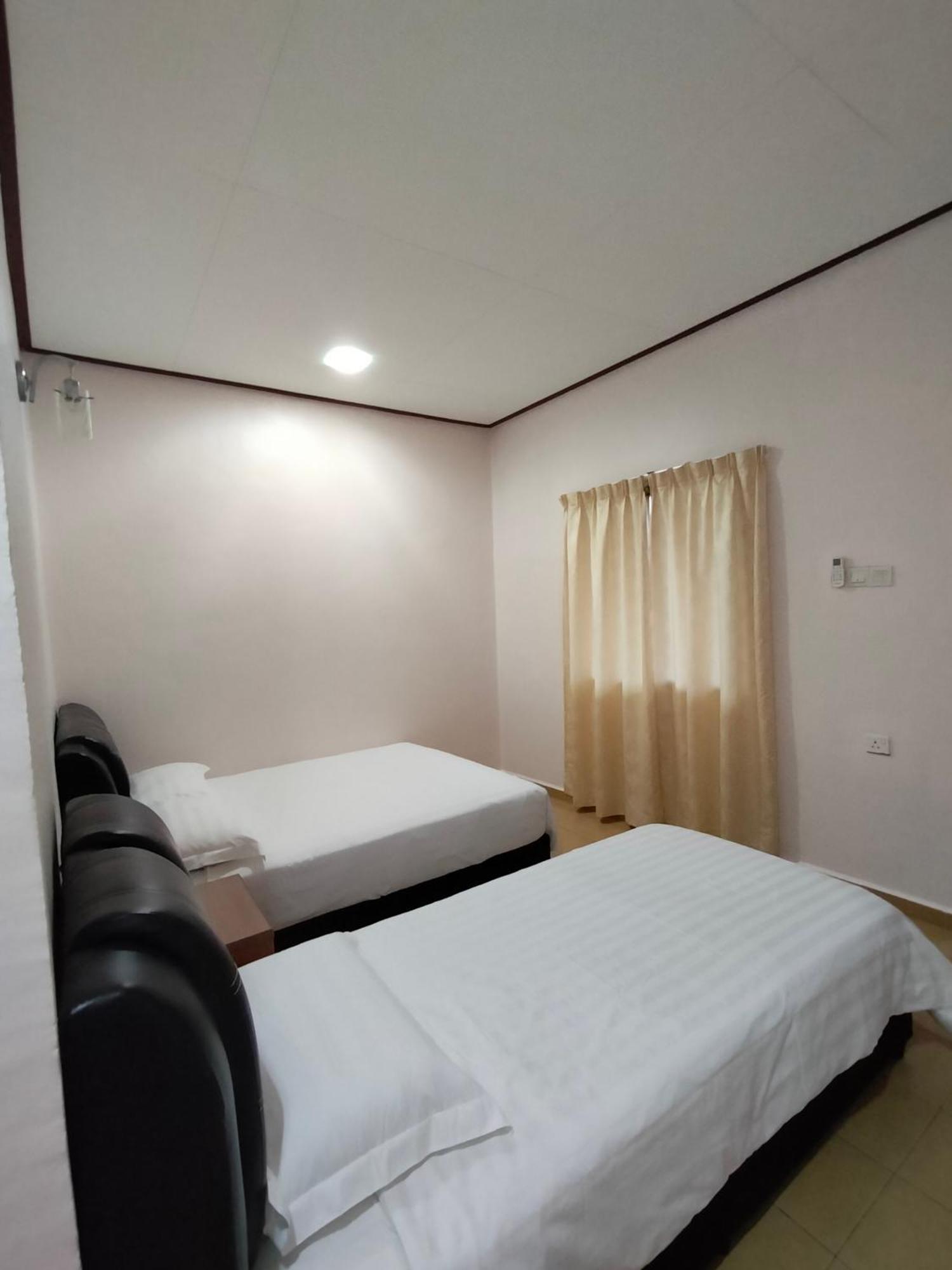 Restu Chalet Tioman Kampong Ayer Batang Ngoại thất bức ảnh