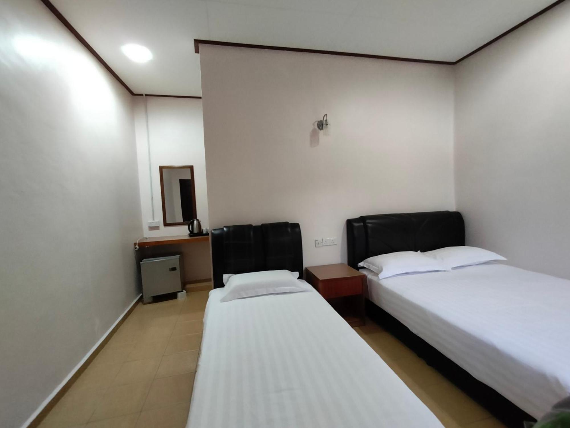 Restu Chalet Tioman Kampong Ayer Batang Ngoại thất bức ảnh